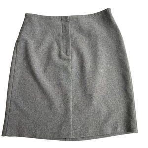 NEW YORK & COMPANY Gray Skirt, "City Stretch" Size 2